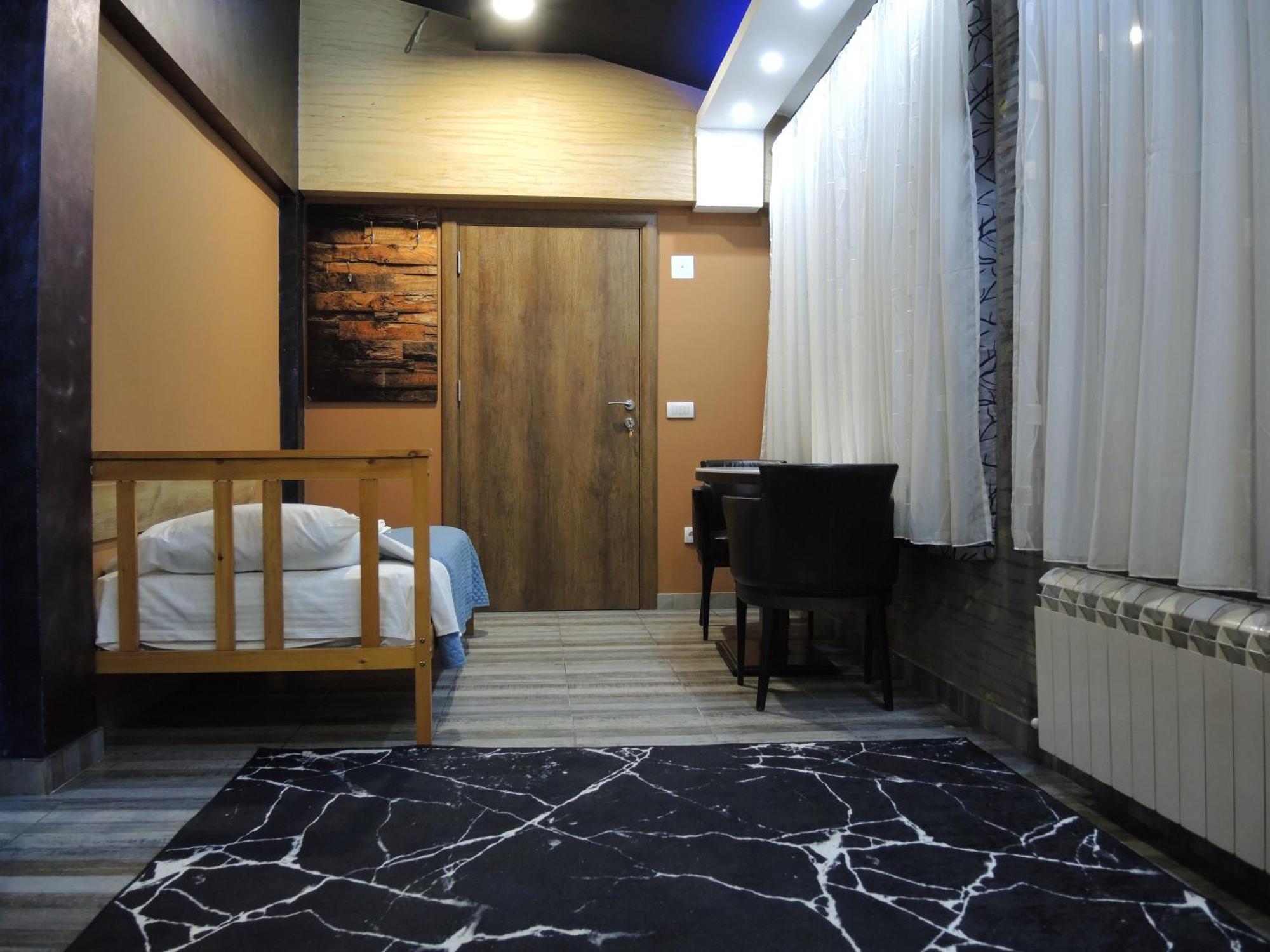 Rooms&Restaurant 43 Belgrado Esterno foto