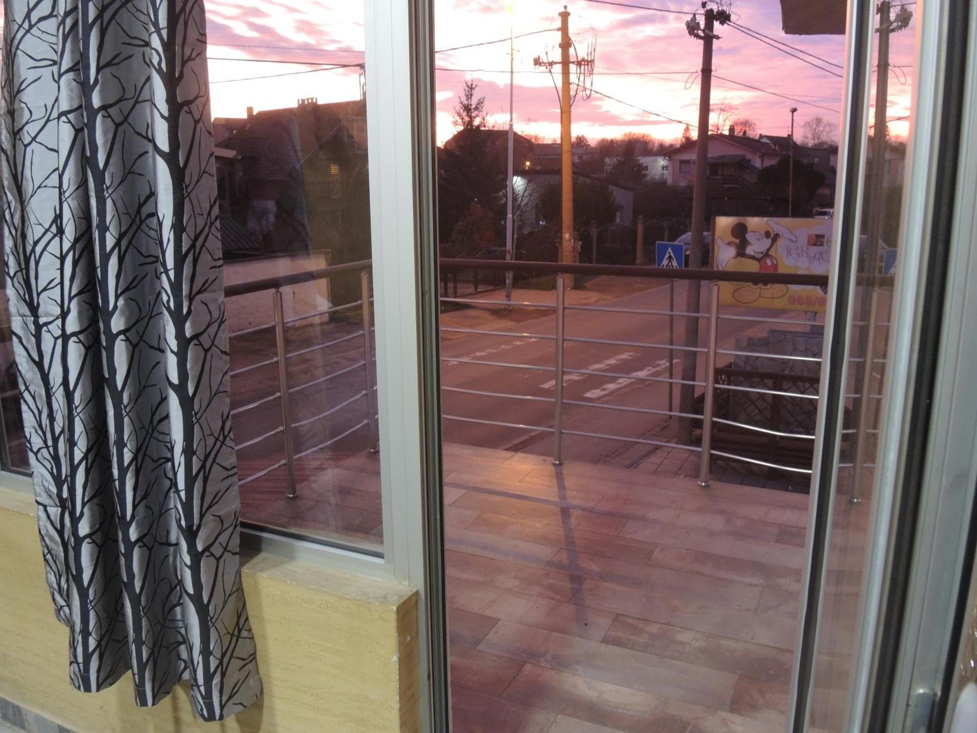 Rooms&Restaurant 43 Belgrado Esterno foto